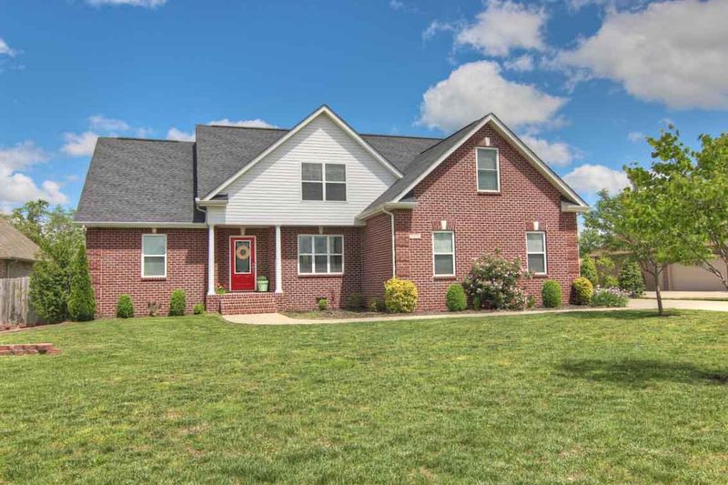 3928 Rowland Rd, Murfreesboro, TN 37128