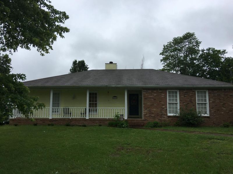 413 W Burt Dr, Columbia, TN 38401