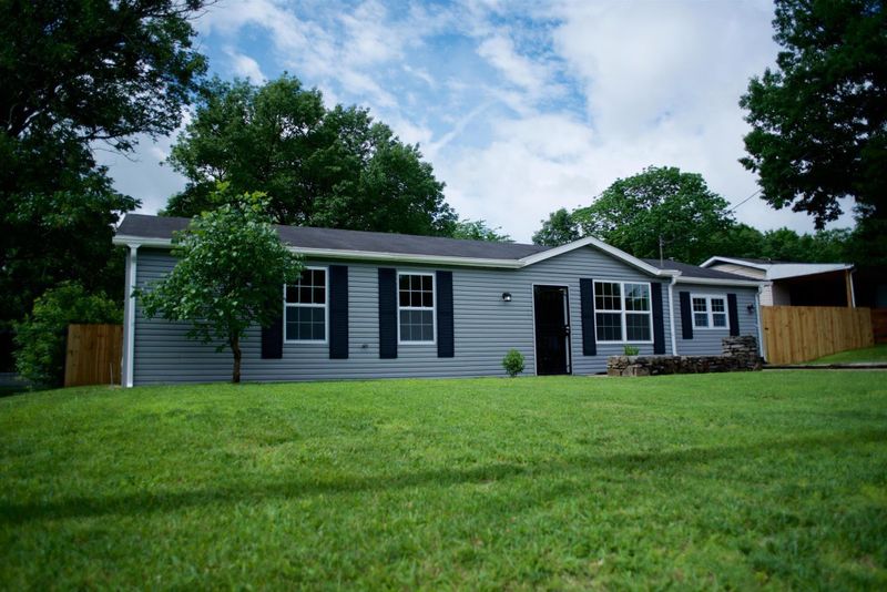 212 Manzano Rd, Madison, TN 37115