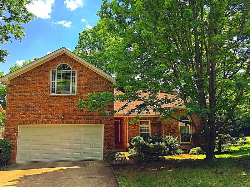 5405 Windypine Dr, Nashville, TN 37211