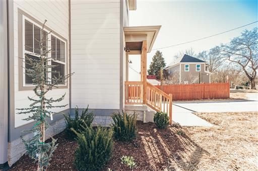1503 Riverside Dr, Nashville, TN 37206