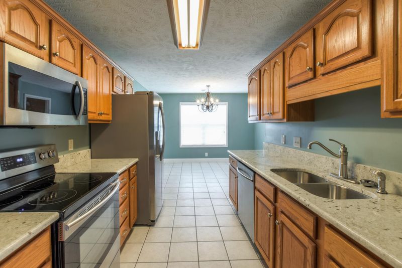 213 Matheus Ct, Murfreesboro, TN 37128