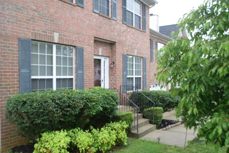 6141 Hampton Hall Way, Hermitage, TN 37076