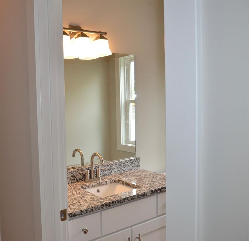 1109 Mcalpine, Nashville, TN 37216