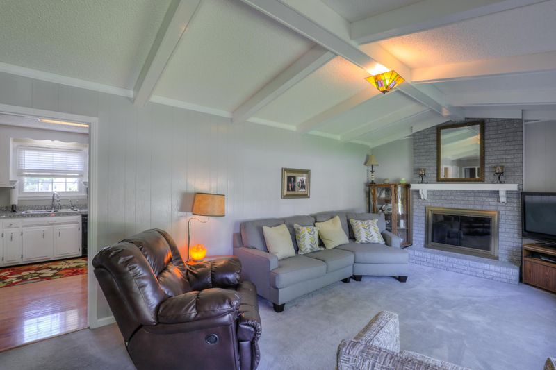 4352 Baton Rouge Dr, Hermitage, TN 37076