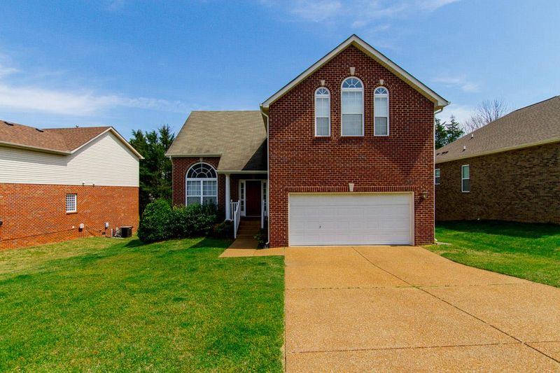 1206 Saddle Brk, Mount Juliet, TN 37122