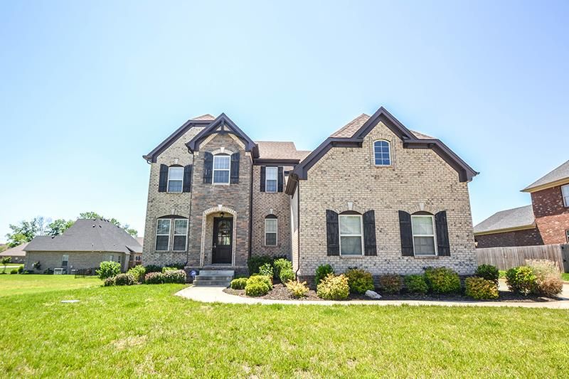 8205 Richpine Dr, Murfreesboro, TN 37128