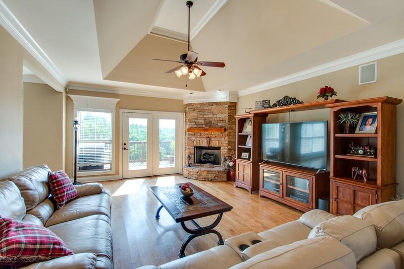 216 Hidden Harbour Dr, Mount Juliet, TN 37122
