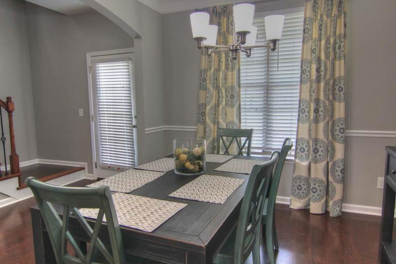 2011 Audubon Ln, Murfreesboro, TN 37128