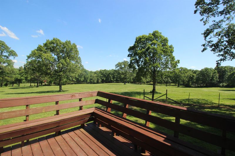 1465 W Grab Creek Rd, Dickson, TN 37055