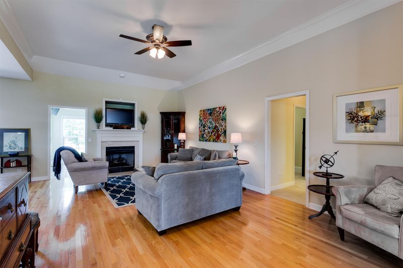 102 Polly Ann Dr, Mount Juliet, TN 37122