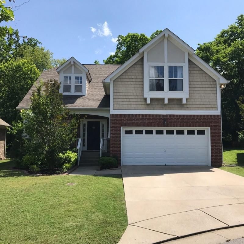 6869 Bridgewater Dr, Nashville, TN 37221