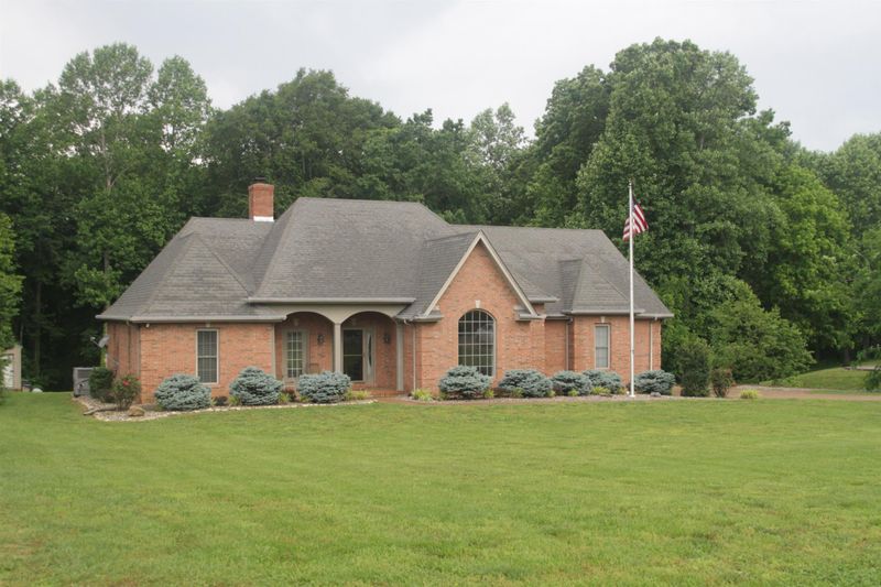 1026 Trent Pl, Pleasant View, TN 37146