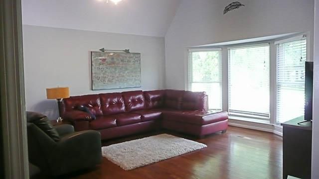 2419 Bennington Dr, Murfreesboro, TN 37129