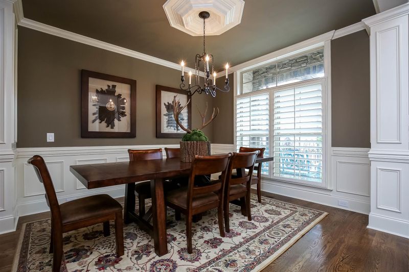 245 Laycrest Dr, Mount Juliet, TN 37122