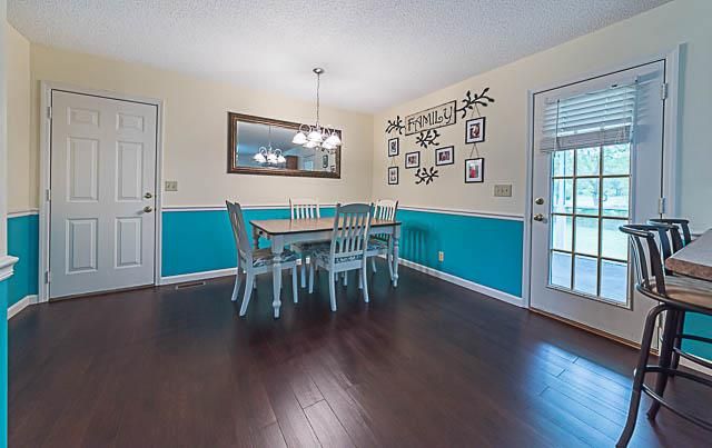 911 Rutledge Dr, Rockvale, TN 37153