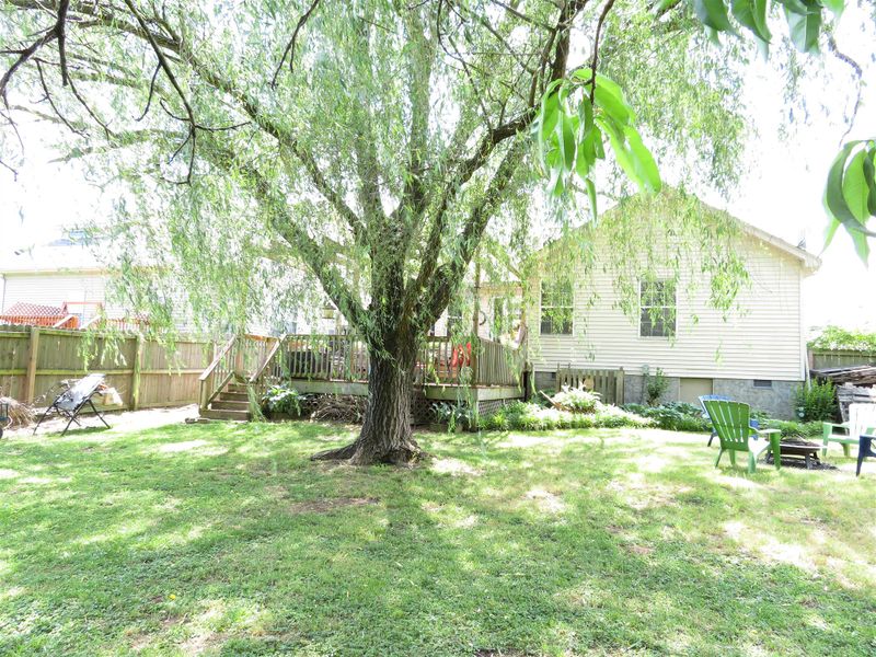 2798 River Bend Dr, Nashville, TN 37214
