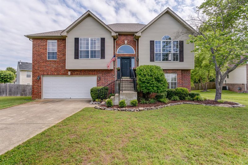 1962 Portway Rd, Spring Hill, TN 37174