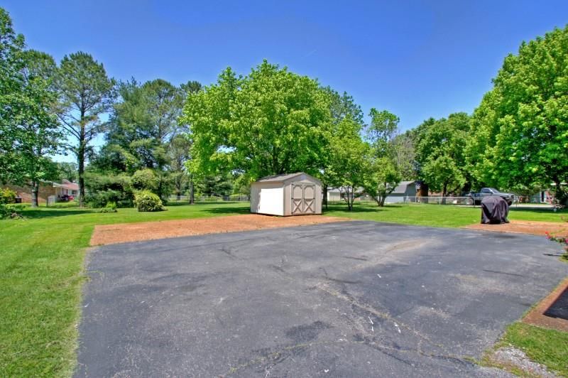 303 Valley View Dr, Smyrna, TN 37167