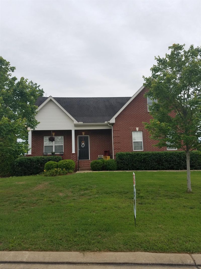 436 Conquest Rd, Murfreesboro, TN 37128