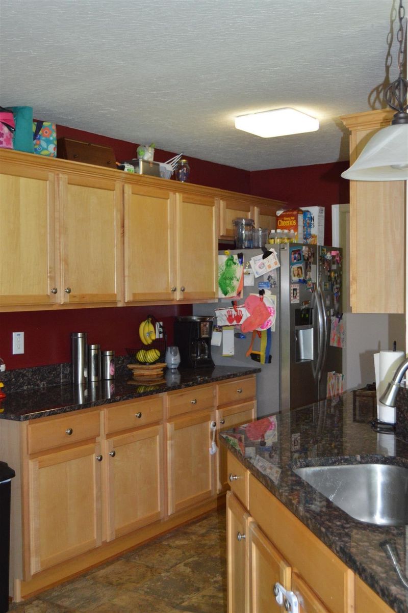 1192 Flat Stone Dr, Gallatin, TN 37066