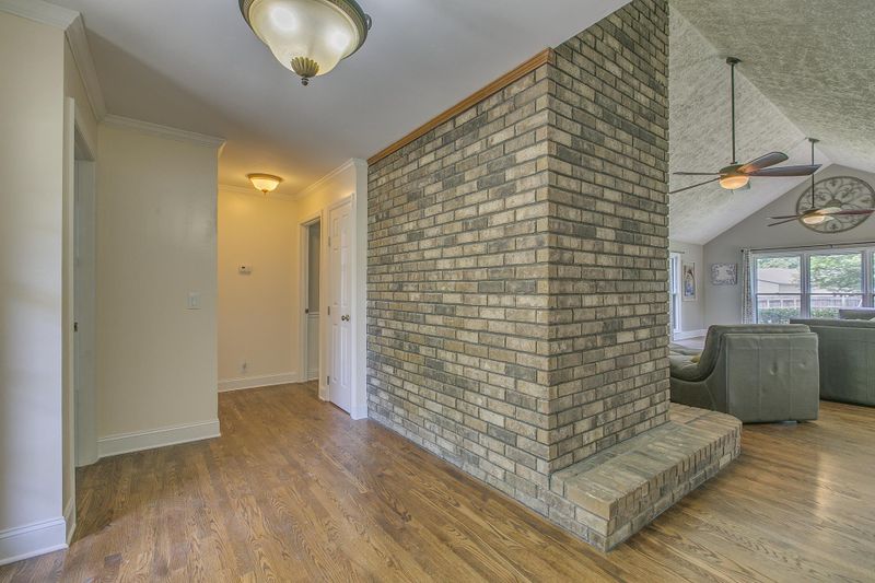 718 Regal Dr, Murfreesboro, TN 37129
