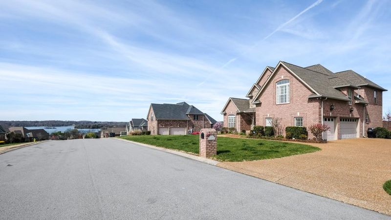 221 Hidden Harbour Dr, Mount Juliet, TN 37122