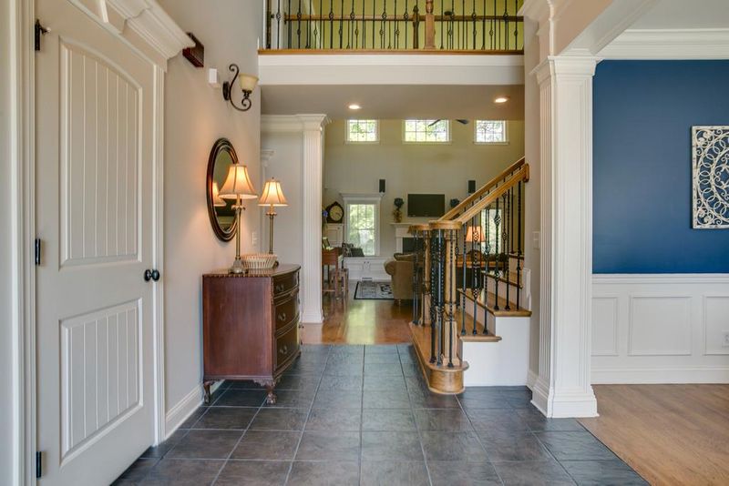 3127 Landview Dr, Murfreesboro, TN 37128