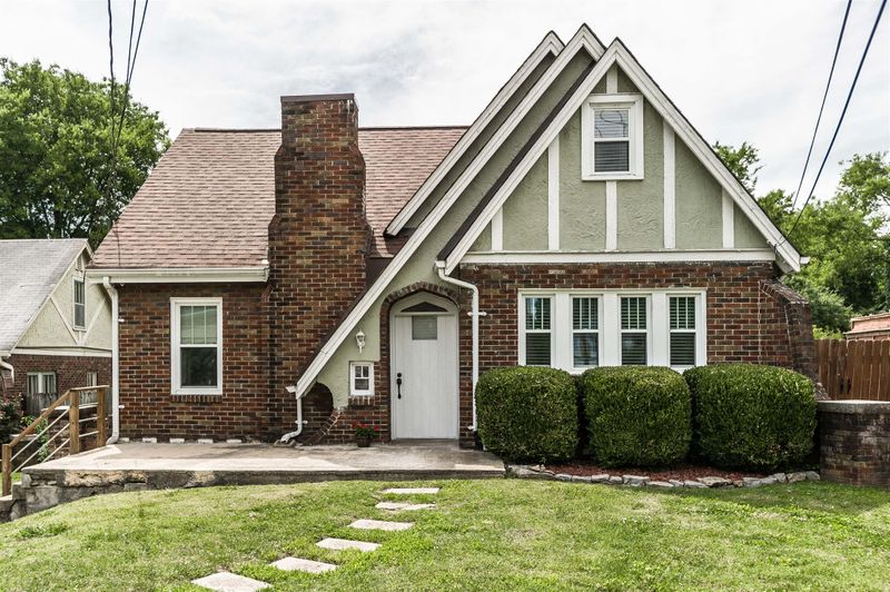 1504 Riverside Dr, Nashville, TN 37206