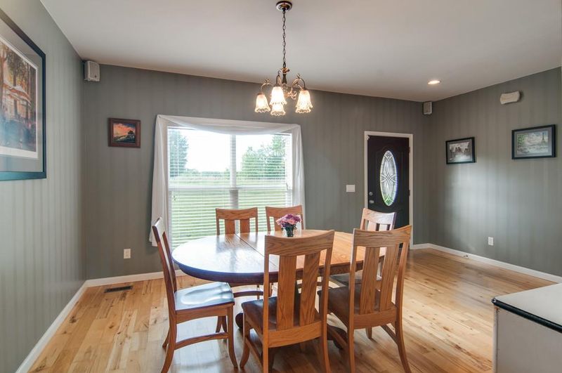 120 Sycamore Rd, Dickson, TN 37055