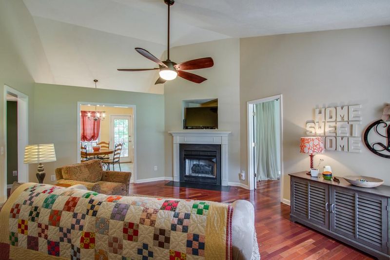417 Parrish Hl, Mount Juliet, TN 37122