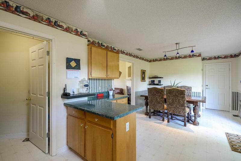 300 Conhocken Ct, Murfreesboro, TN 37128