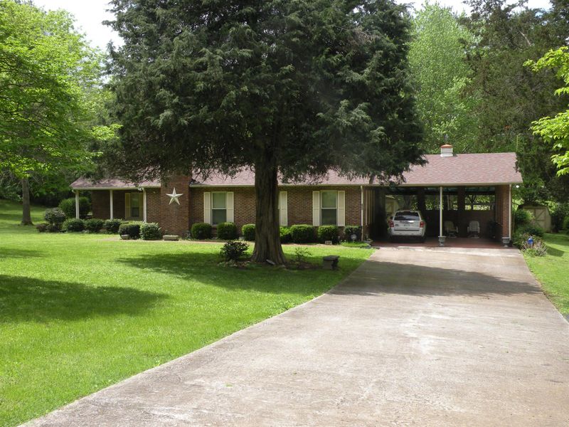 111 Staggs Ct, Portland, TN 37148