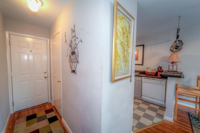 2020 Beech Ave Apt A6 #A6, Nashville, TN 37204