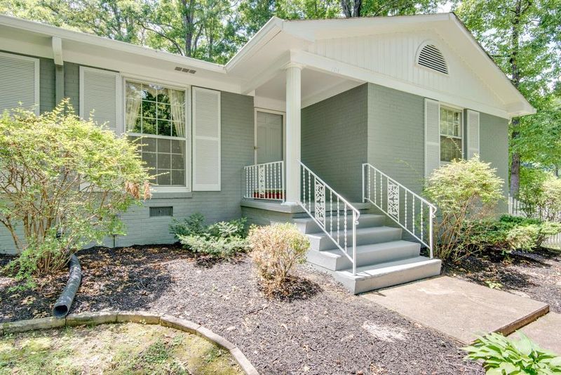 104 Lone Oak Dr, Dickson, TN 37055