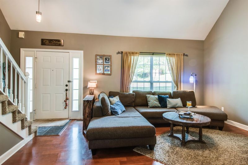916 Fitzpatrick Rd, Nashville, TN 37214