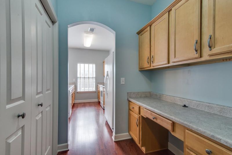 553 Rosedale Ave Apt 127, Nashville, TN 37211