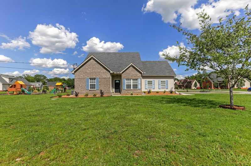 936 Winding Branch Dr, Murfreesboro, TN 37127