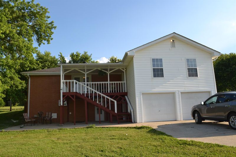 12 Switchboard Rd, Brush Creek, TN 38547