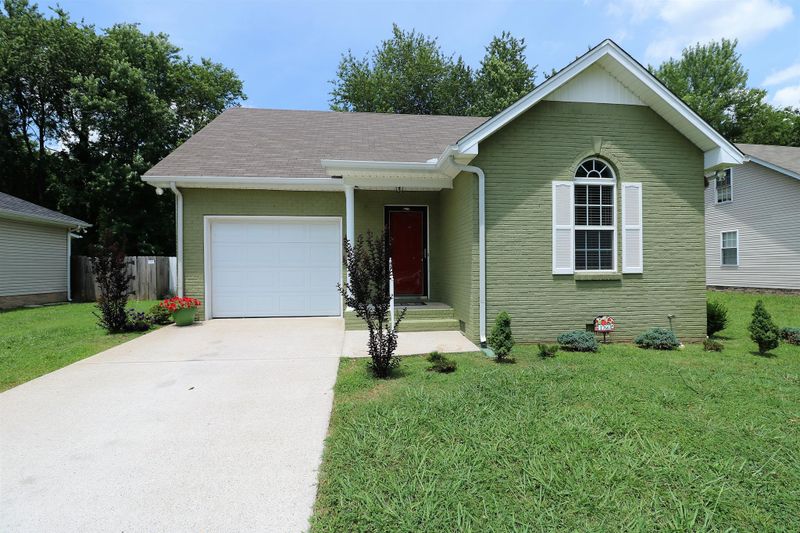 1766 Lucille Ln, Murfreesboro, TN 37129