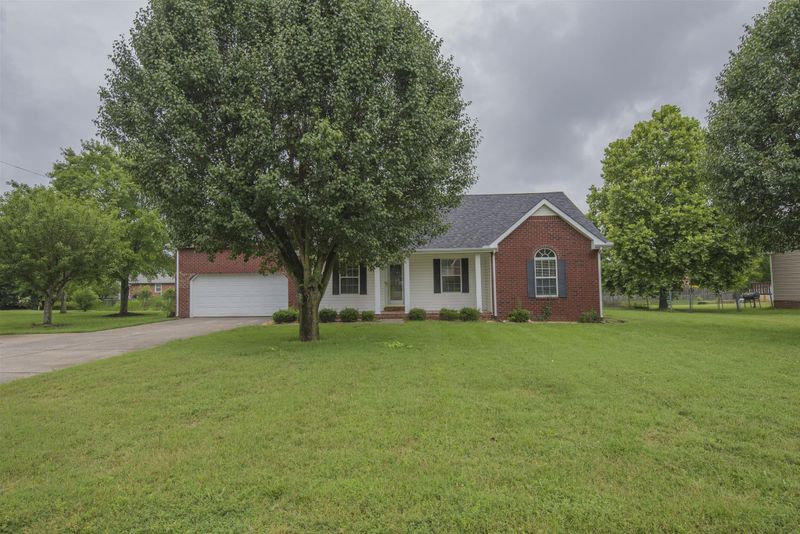 1406 Sycamore Dr, Murfreesboro, TN 37128