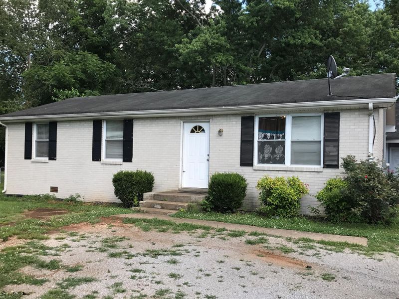 2006 S Rutherford Blvd, Murfreesboro, TN 37130