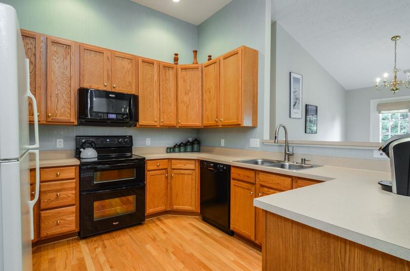 7360 Middlebrook Cir, Nashville, TN 37221