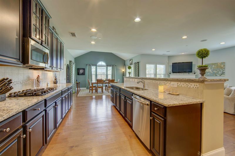 616 Streamside Ln, Franklin, TN 37064
