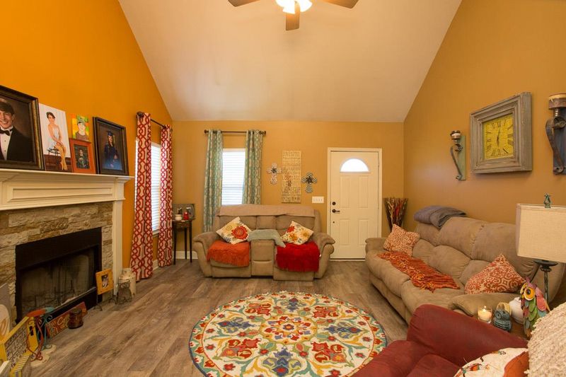 1339 Lone Oak Rd, Mount Juliet, TN 37122