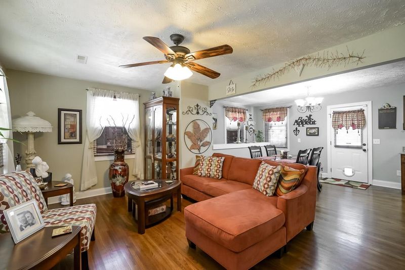 330 Spring Valley Dr, Mount Juliet, TN 37122