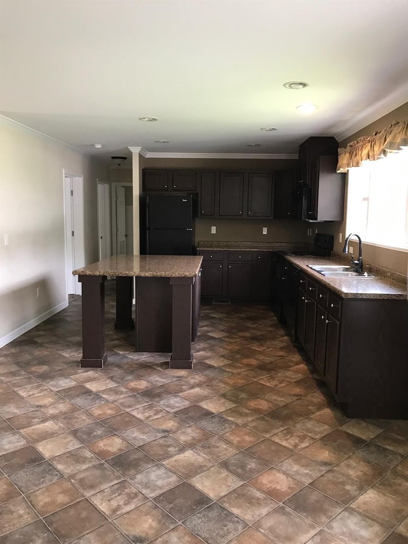 112 Westwind Ct, Columbia, TN 38401