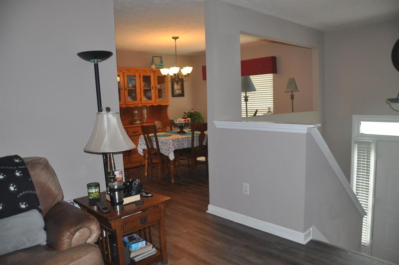 1236 Kristopher Dr, Lebanon, TN 37087