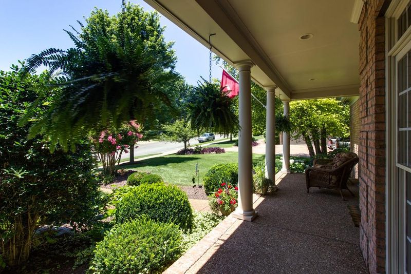 800 Walden Dr, Franklin, TN 37064