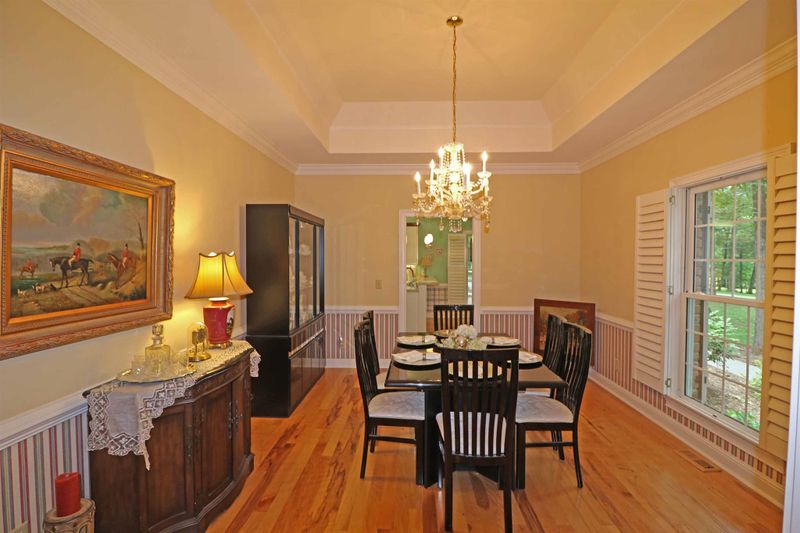 728 Poplar Dr, Mount Juliet, TN 37122